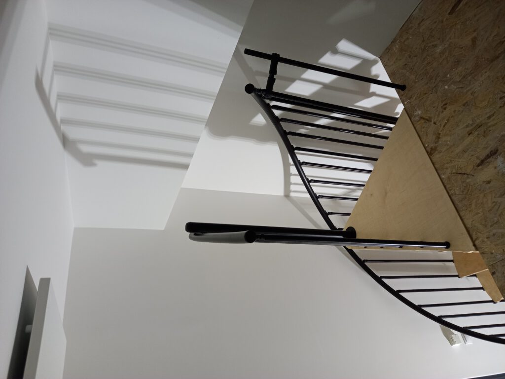 Realizzazione della scala a chiocciola Minka Berlino