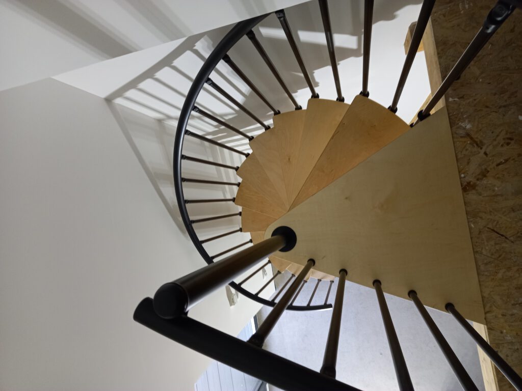 Realizzazione della scala a chiocciola Minka Berlino