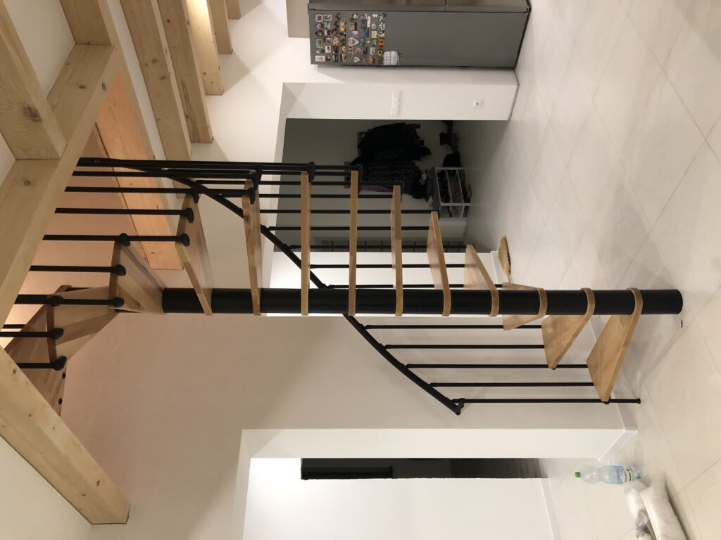 Realizzazione della scala a chiocciola Minka Berlino